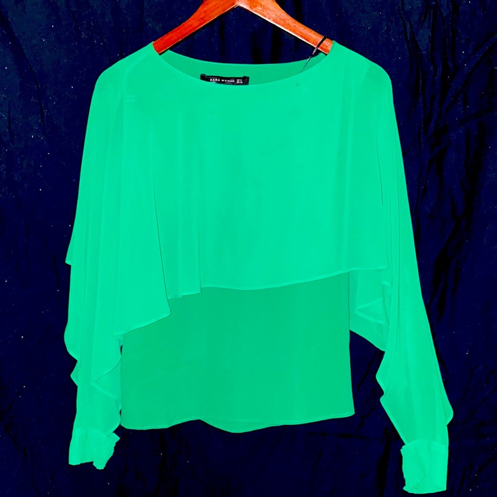Zara blouse with open sleeves